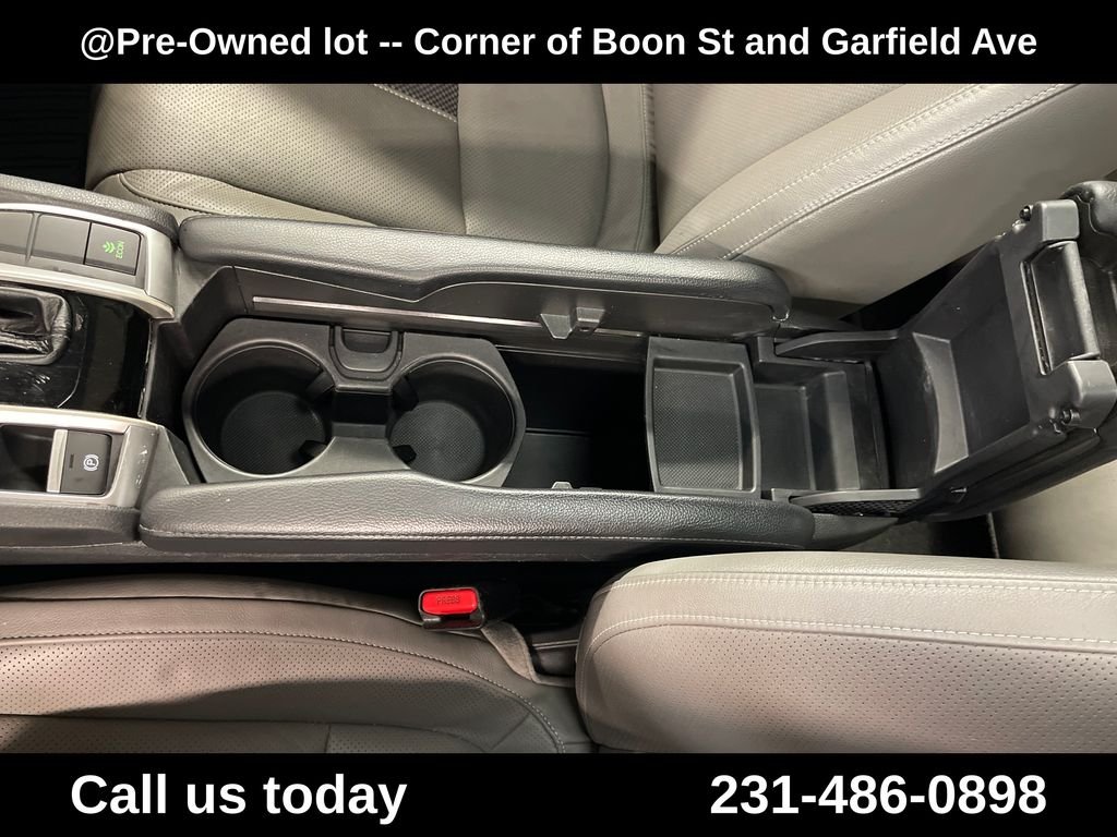 Used 2020  Honda EX-L image 24