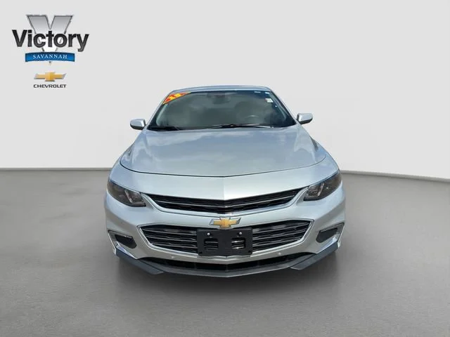Used 2018 Chevrolet Malibu 1LT with VIN 1G1ZD5ST9JF282002 for sale in Kansas City