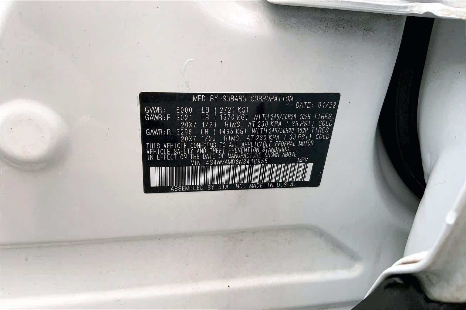 Used 2022 Crystal White Pearl Subaru Limited image 31