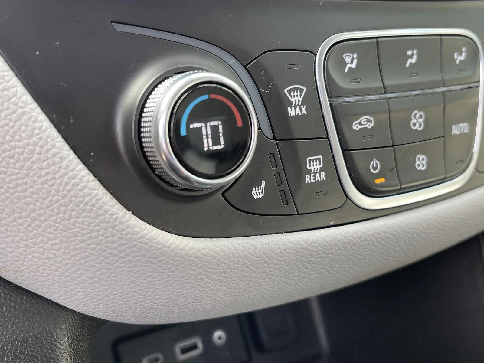 Used 2024 Lakeshore Blue Metallic Chevrolet LT image 28