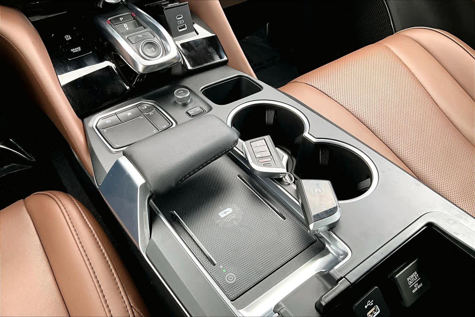 Used 2024 Liquid Carbon Metallic Acura w/Technology Package image 15