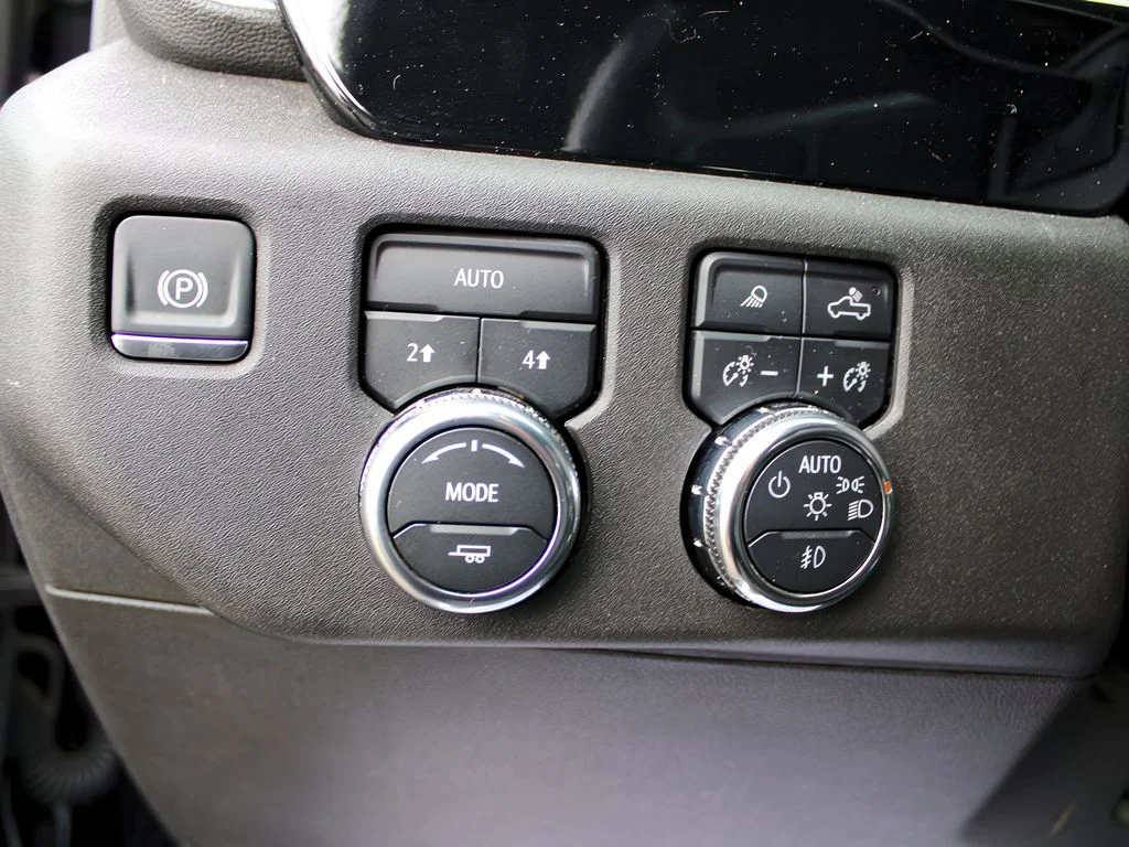 2024 GMC Sierra 1500 SLT - Photo 16