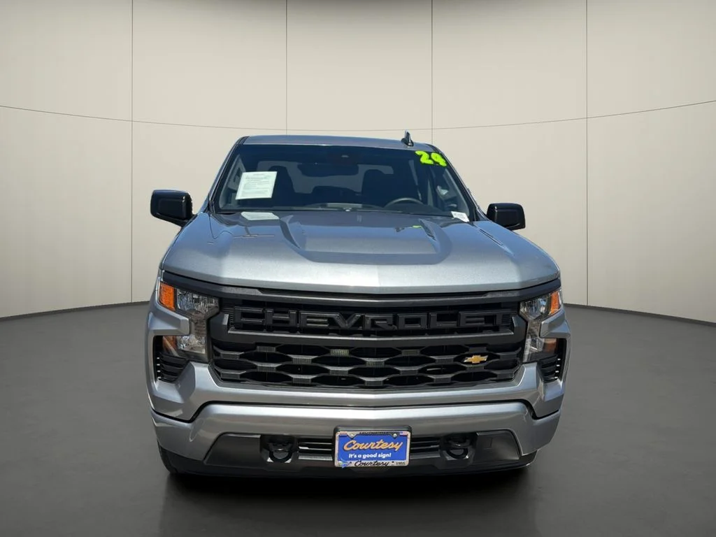 Used 2024 Gray Chevrolet Custom image 2