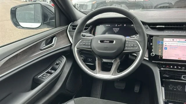New 2026 White Jeep Altitude image 24