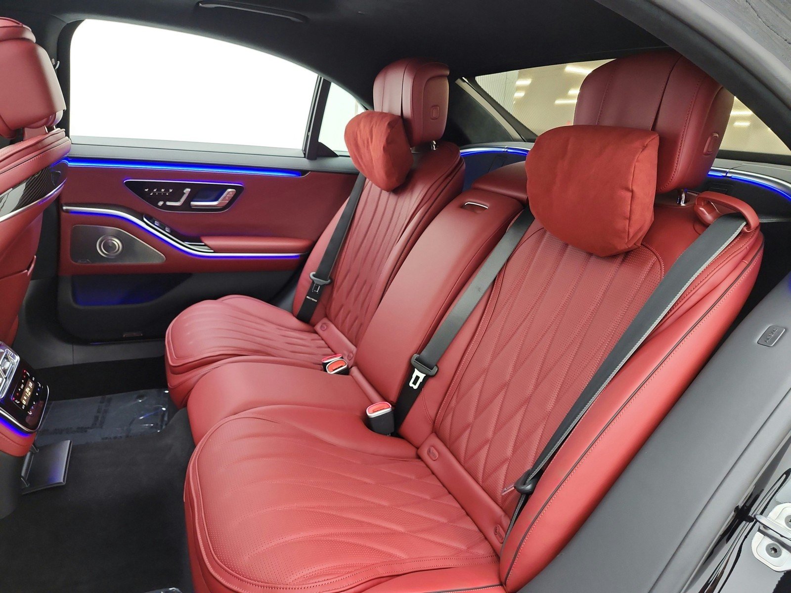 Certified Used 2024 Obsidian Black Metallic Mercedes-Benz AMG® S 63 E 4MATIC Sedan image 13