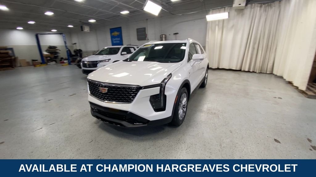 Used 2024 Crystal White Cadillac Premium Luxury image 5