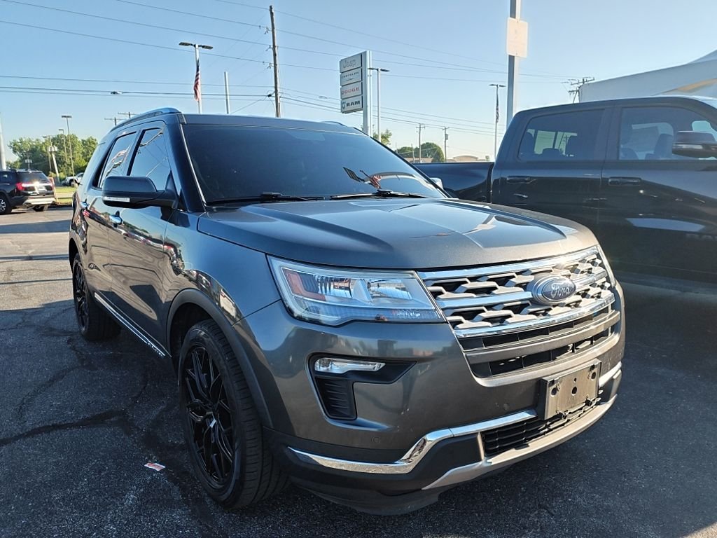Used 2019 Gray Ford Limited image 10