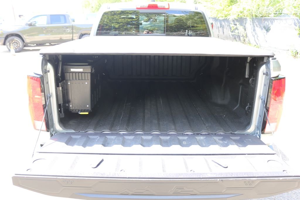Used 2024 Gray Chevrolet LT image 10