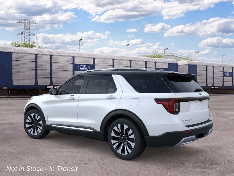 New 2026 Star White Metallic Tri-Coat Ford Platinum™ image 4