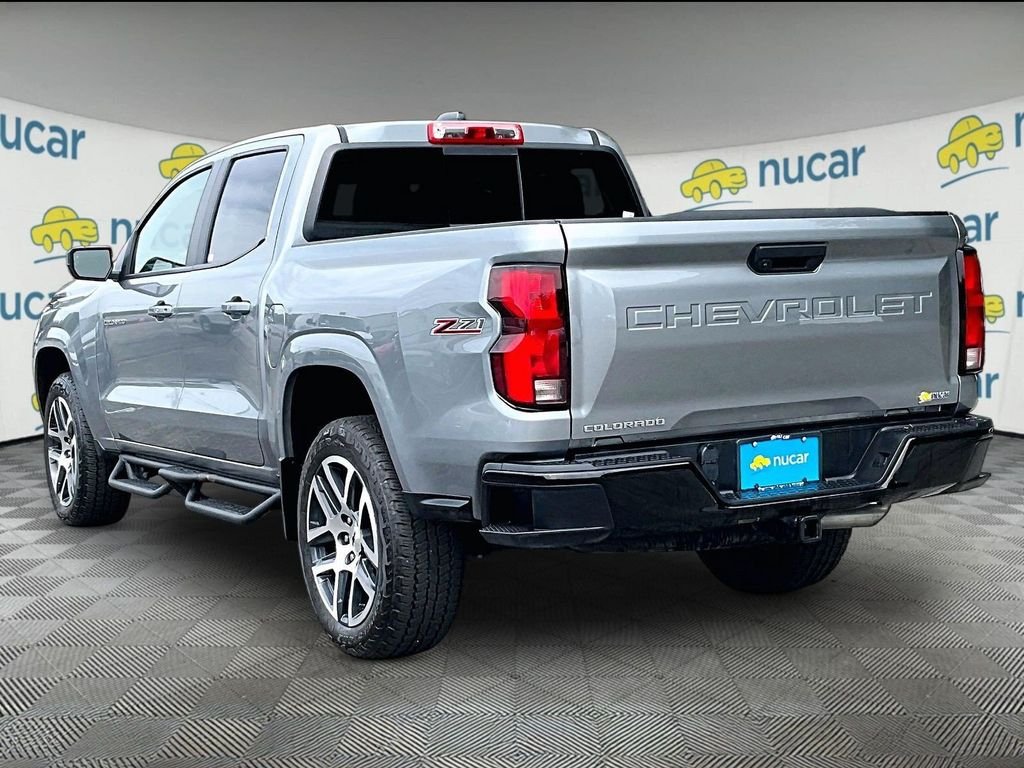 Used 2024 Gray Chevrolet Z71 image 4