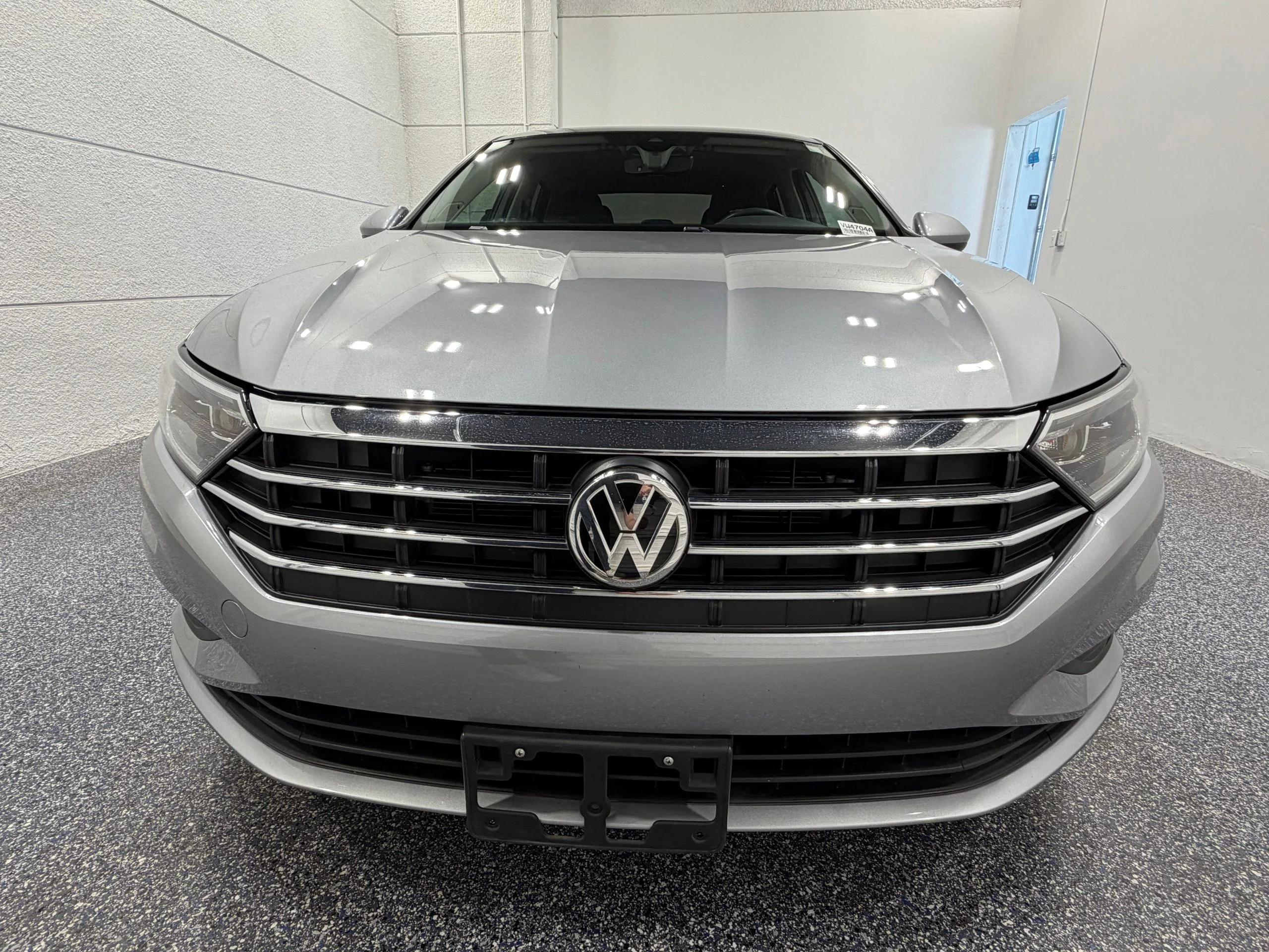 Used 2019 Silver Volkswagen SEL image 10