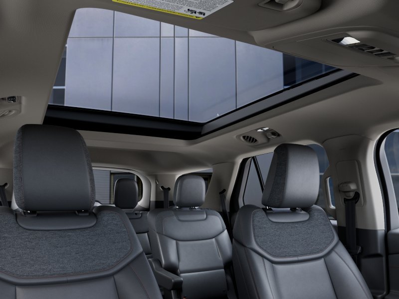 New 2027 Avalanche Gray Ford Active image 35
