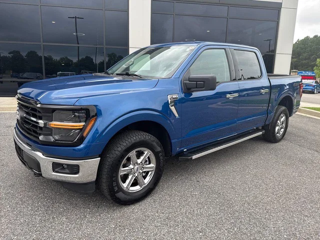 2025 Ford F-150 XLT 4WD SuperCrew 5.5 Box