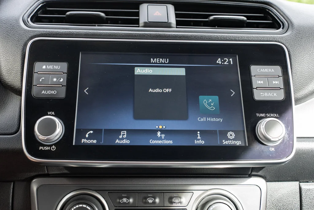 Used 2025 Gray Nissan S image 16