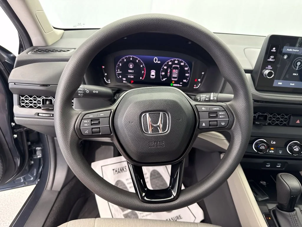 New 2026 Meteorite Gray Metallic Honda LX image 23