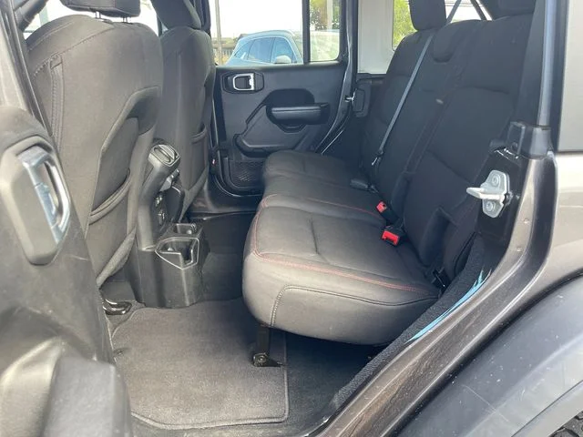 Used 2023 Gray Jeep Rubicon image 10