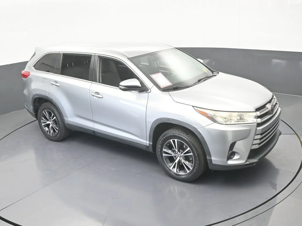 Used 2019 Celestial Silver Metallic Toyota LE image 50