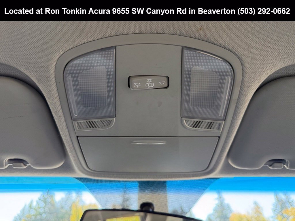 Used 2018 Silky Silver Kia S image 26