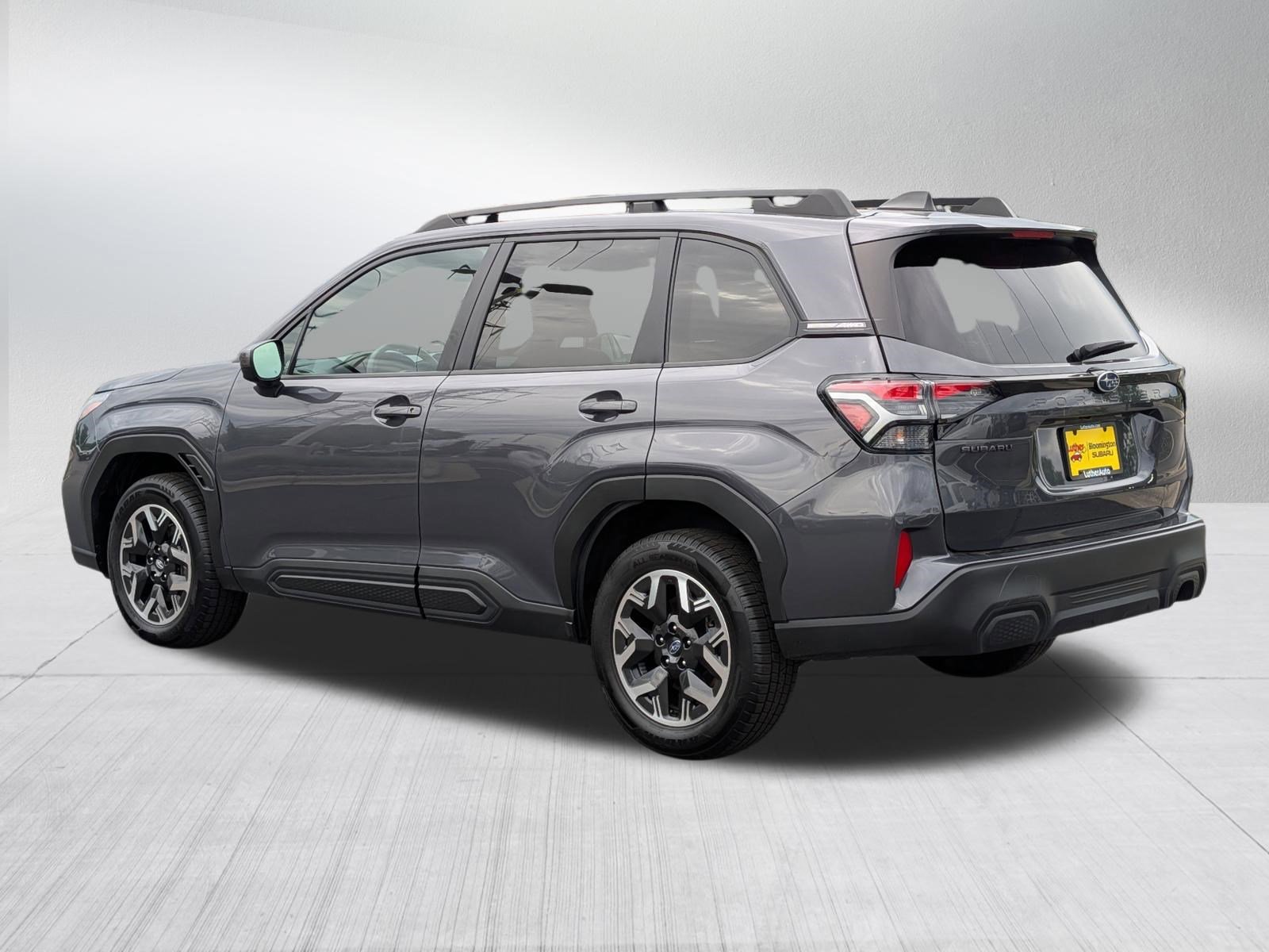 Used 2025 Magnetite Gray Metallic Subaru Premium image 5