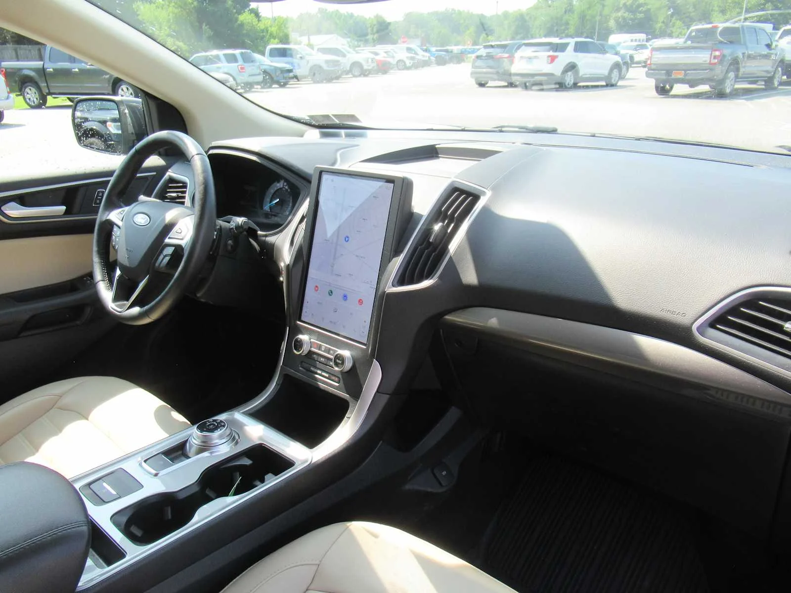 Used 2024 Carbonized Gray Ford SEL image 15