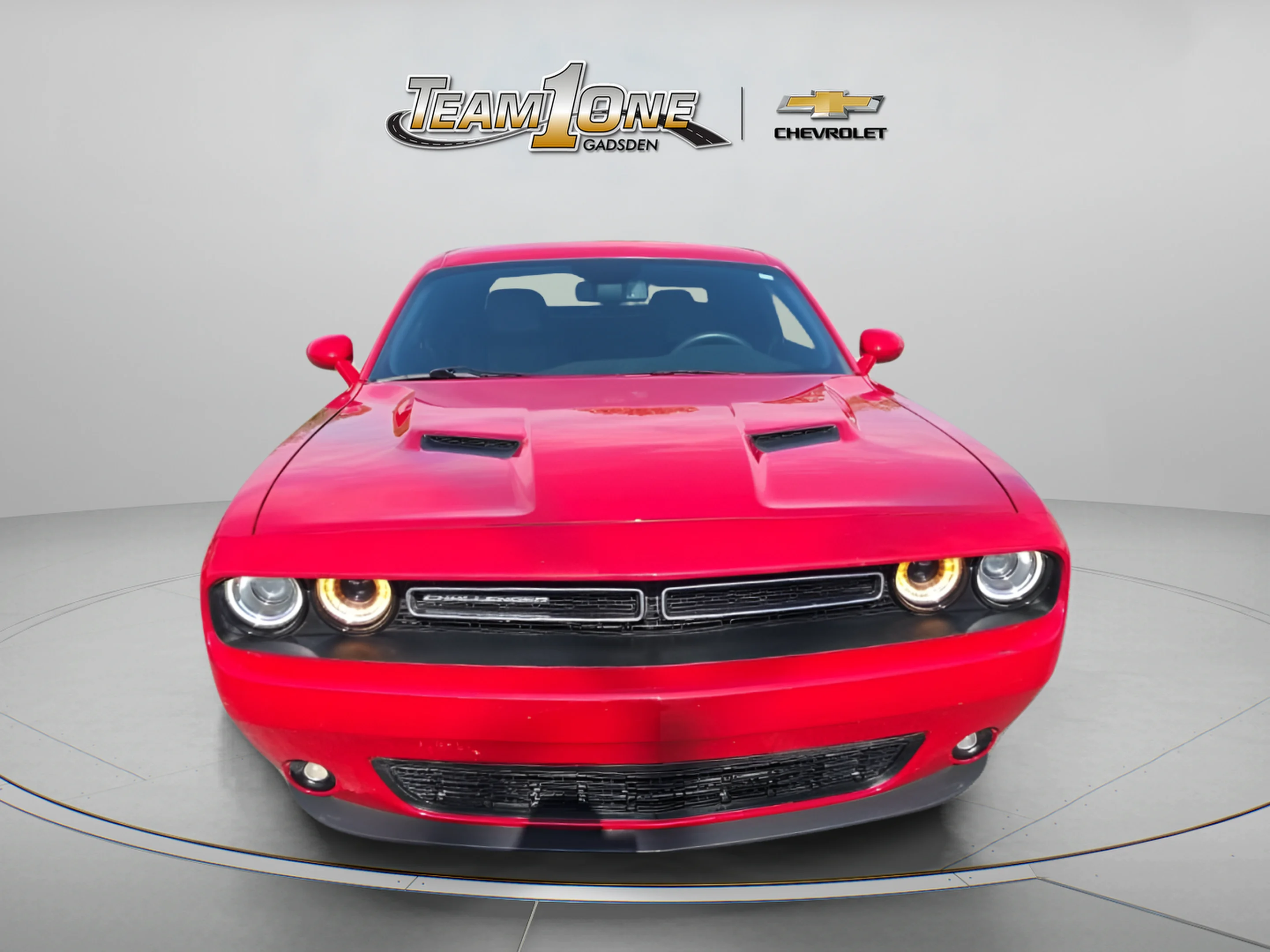 Used 2017 Red Dodge SXT Plus image 2
