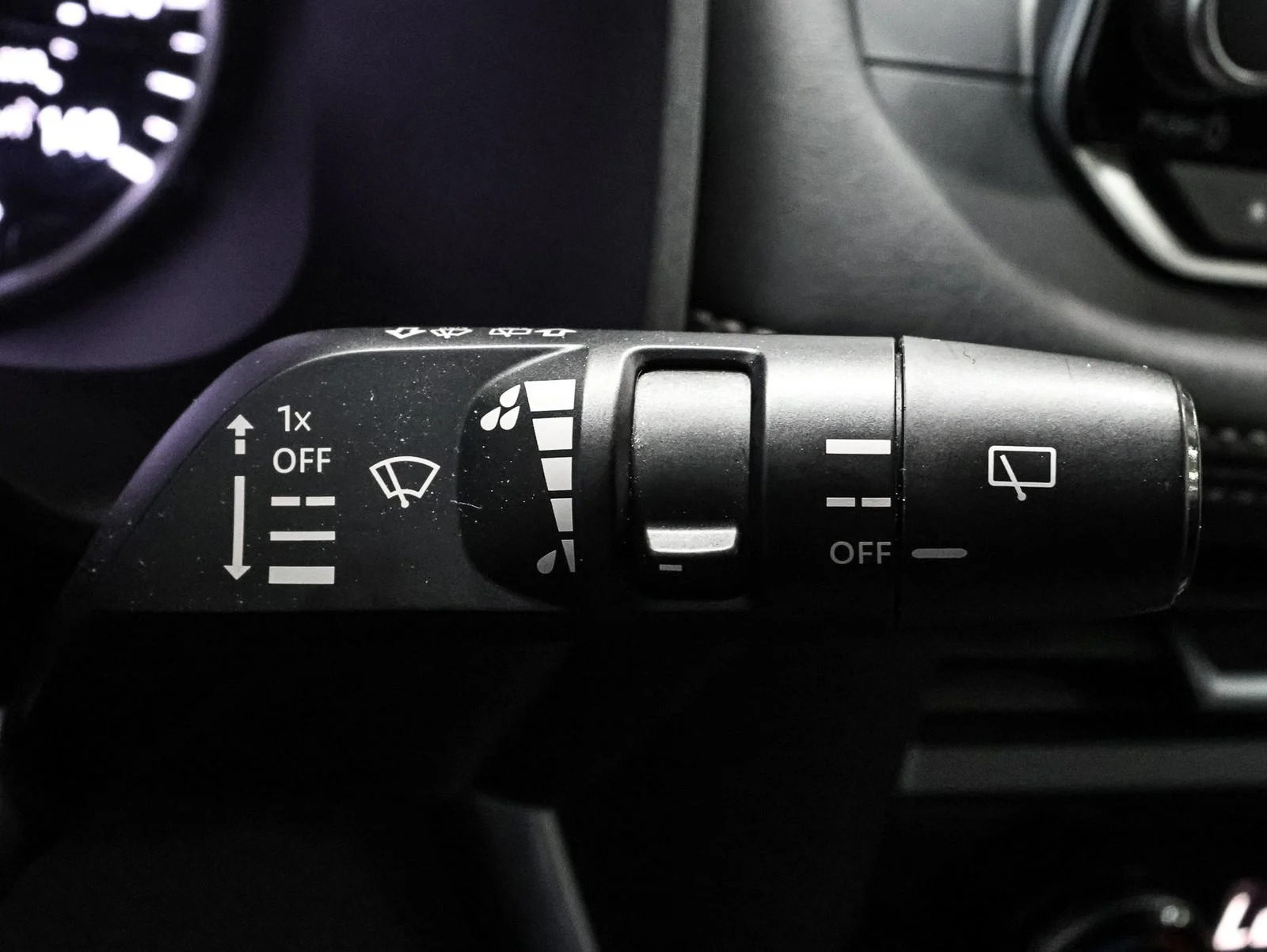 Used 2023 Silver Nissan SV Intelligent AWD image 36