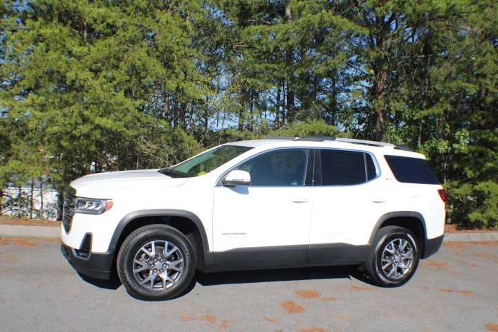Certified Used 2023 SUMMIT WHITE GMC SLT image 4