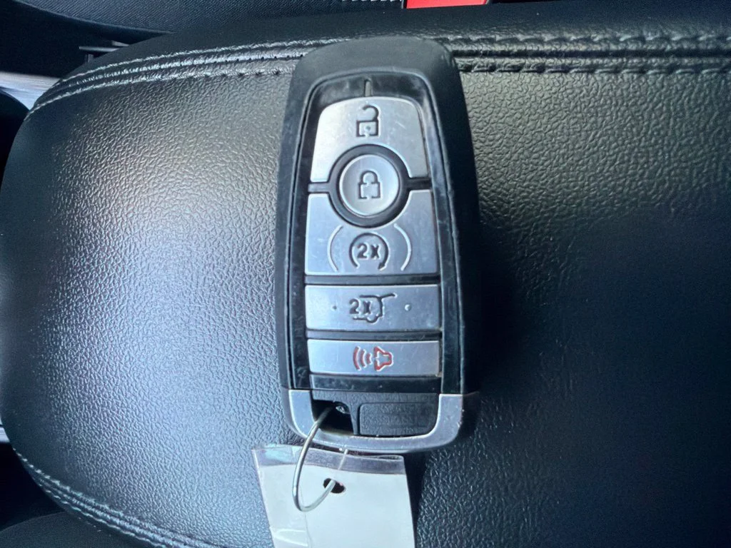 Used 2023 Agate Black Metallic Ford Active image 26