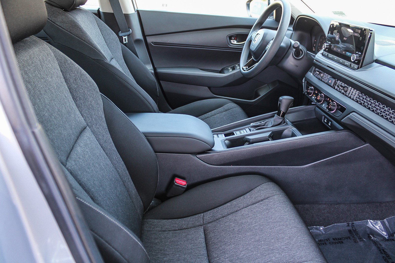 2025 Honda Accord LX - Photo 17