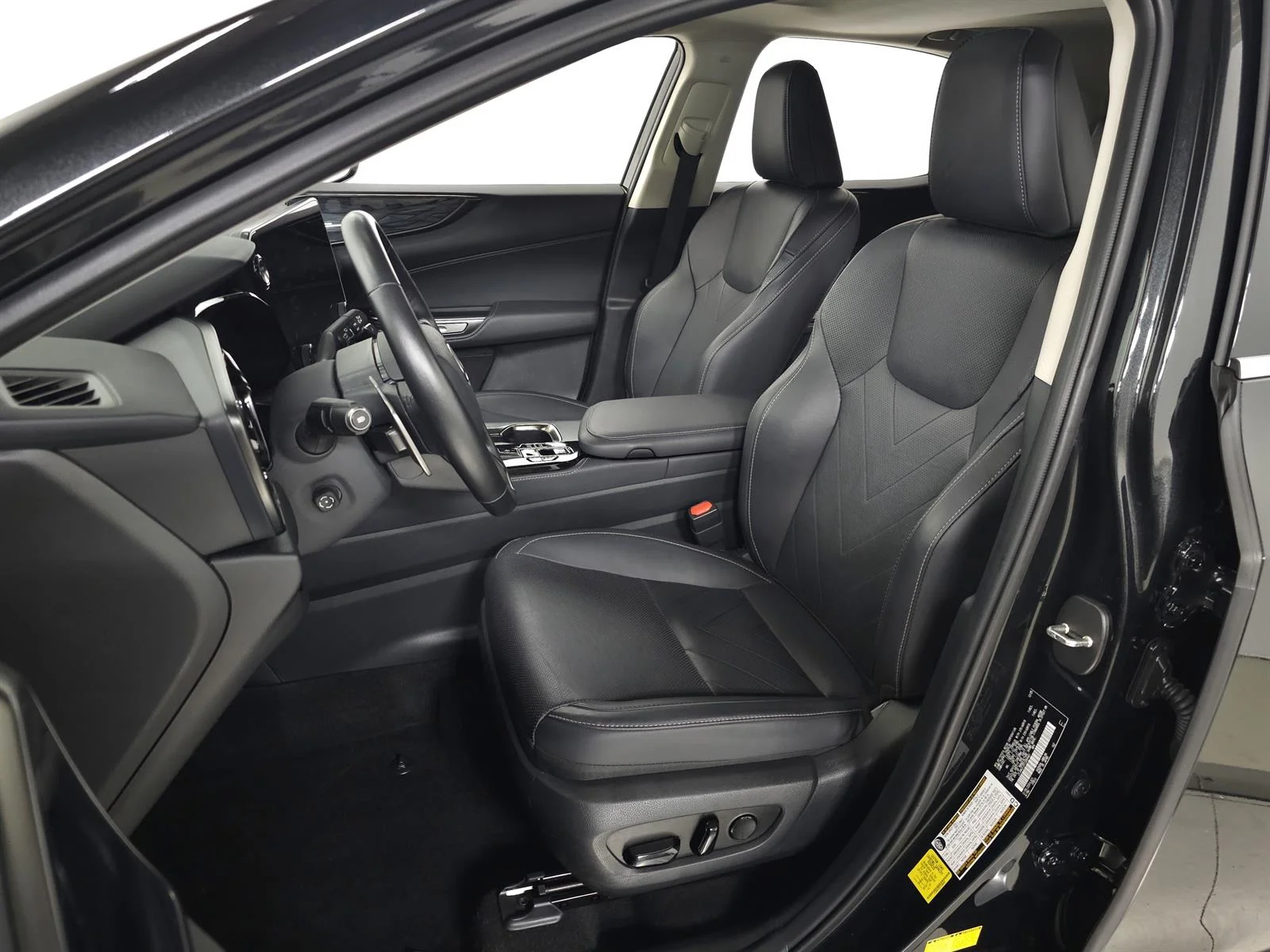 Certified Used 2026 Caviar Lexus PREMIUM image 17
