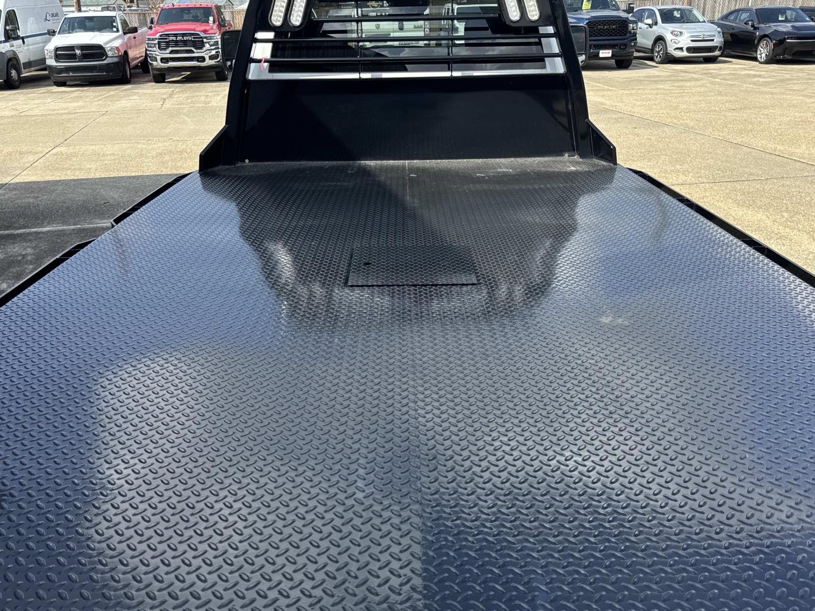 2026 RAM 3500 Chassis Tradesman - Photo 6