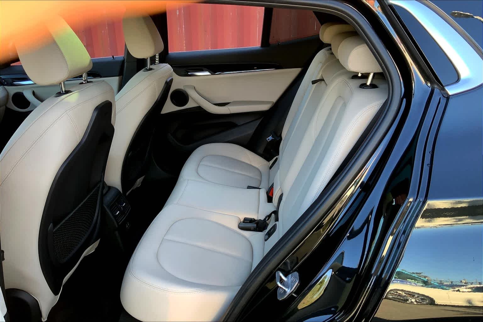 Used 2019 Black Sapphire Metallic BMW xDrive28i image 20