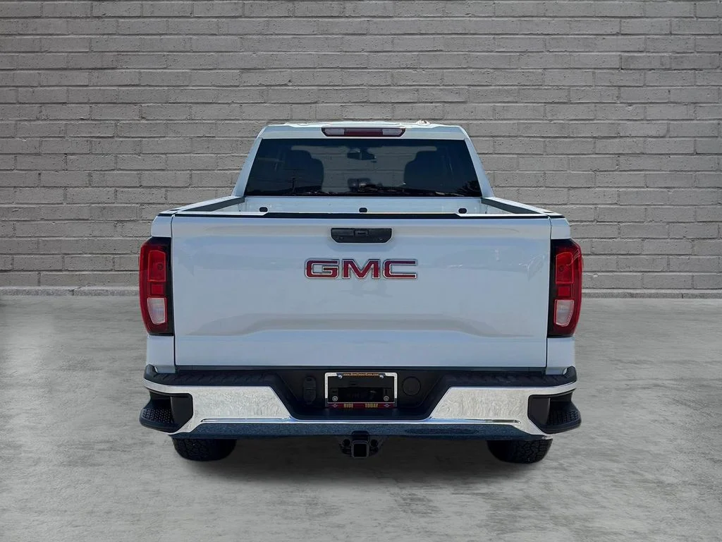 Used 2021 Summit White GMC Base image 5