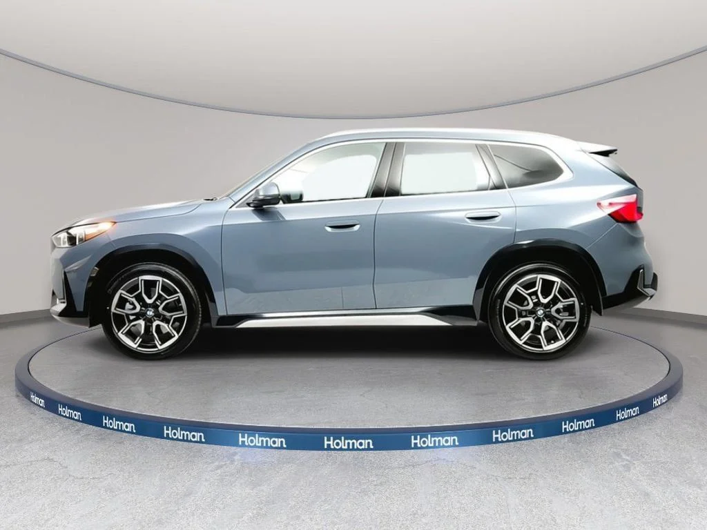 Used 2026 Storm Bay Metallic BMW xDrive28i image 2