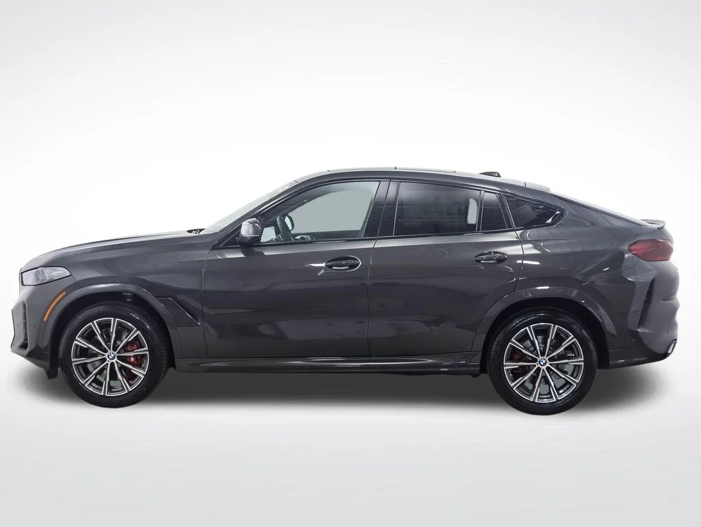 Used 2026 BMW X6 40i with VIN 5UX33EX00T9222821 for sale in Minneapolis, Minnesota