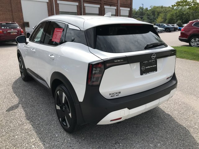 Used 2025 Aspen White Tricoat Nissan SR image 5