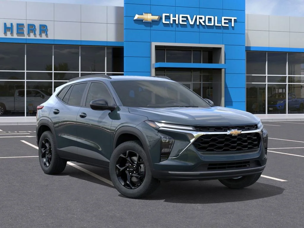 2026 Chevrolet Trax LT - Photo 7