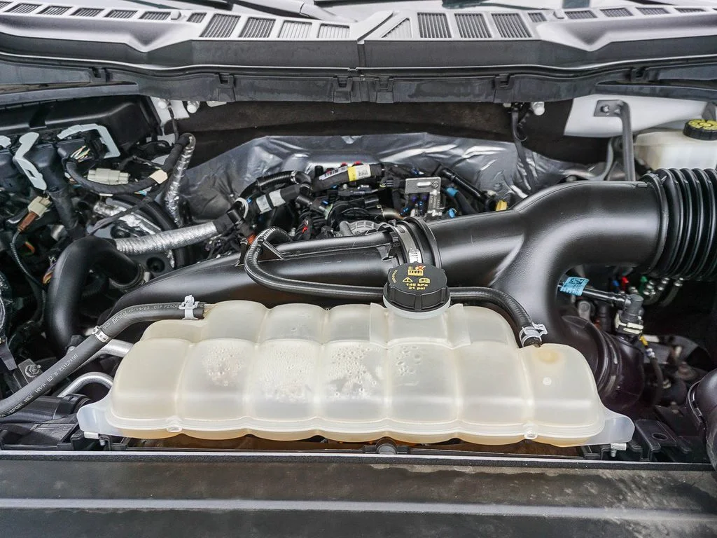 Used 2023 White Ford XL image 26
