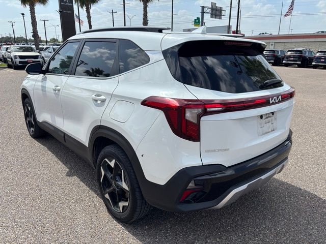 Used 2024 White Kia EX image 4