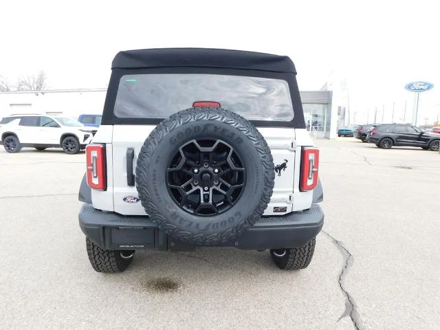 New 2026 Avalanche Gray Ford Badlands® image 45