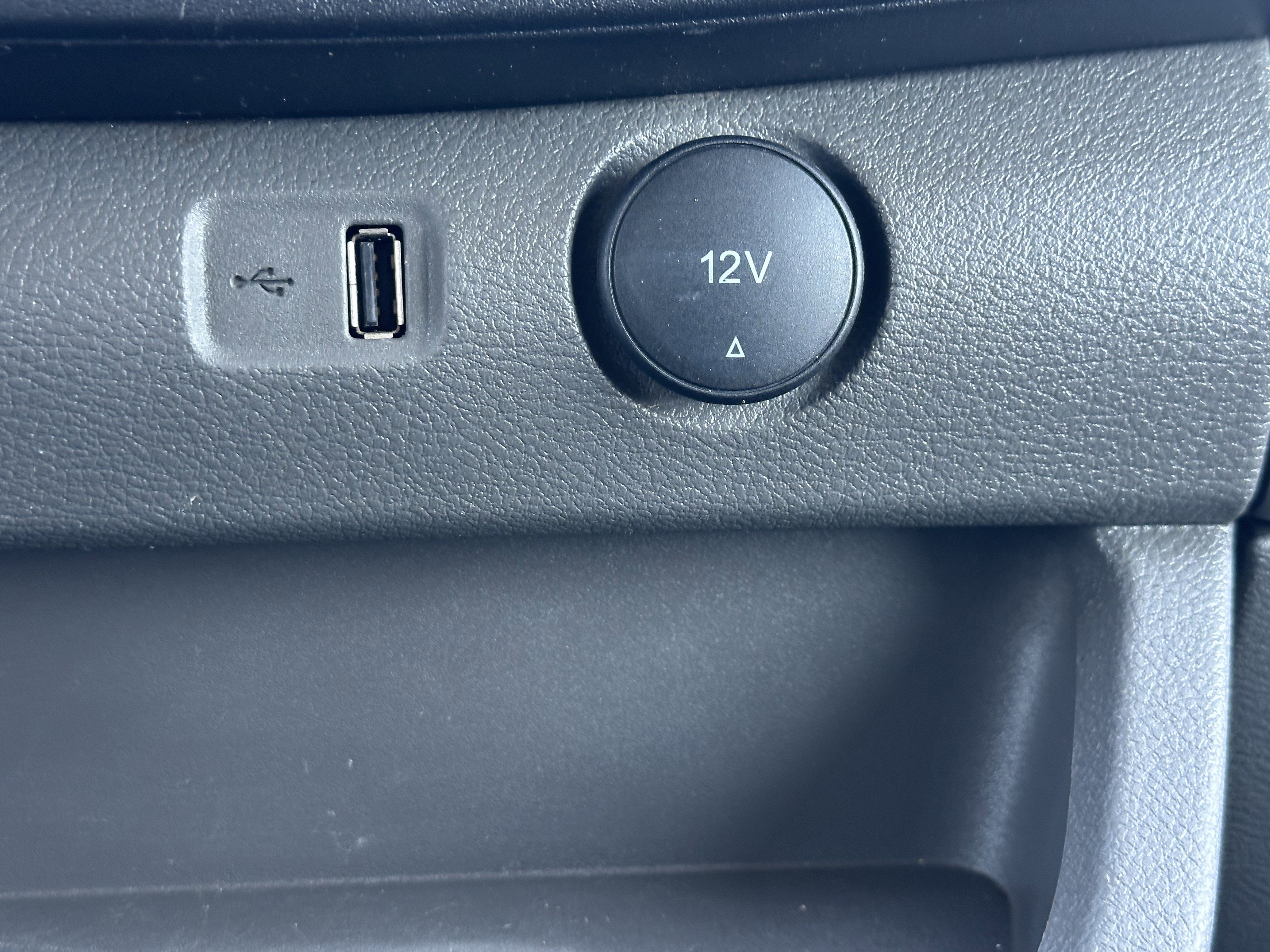 Used 2023 White Ford XL image 30
