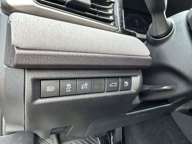 Certified Used 2025  Toyota LE image 18