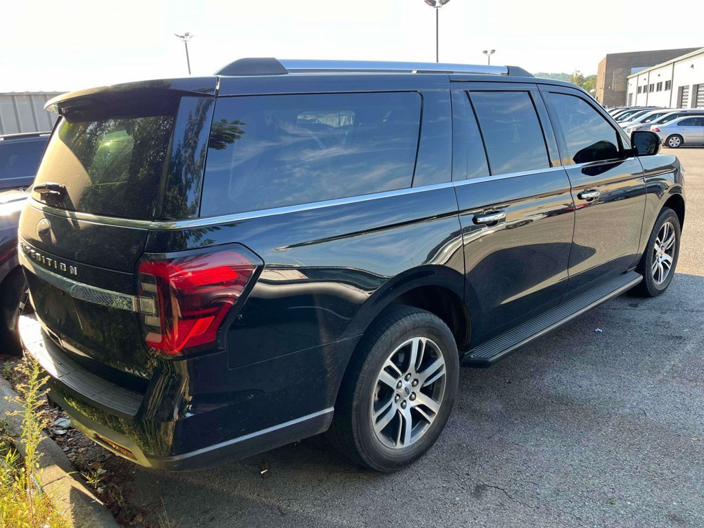 Used 2024 Black Ford Limited image 2