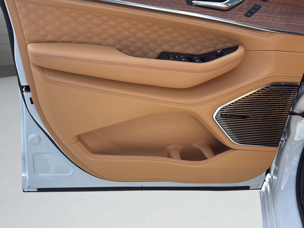 2026 Jeep Grand Cherokee Summit - Photo 11