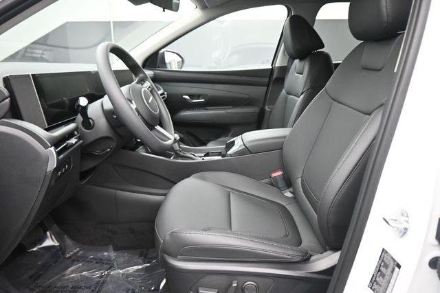 New 2026 White Hyundai SEL Plus FWD image 11