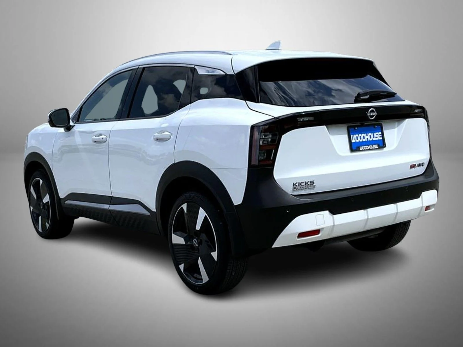 Certified Used 2025 White Nissan SR image 7