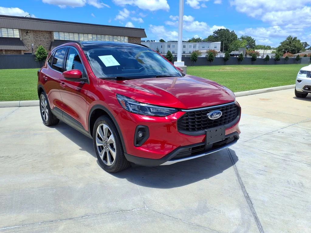 2025 Ford Escape Platinum