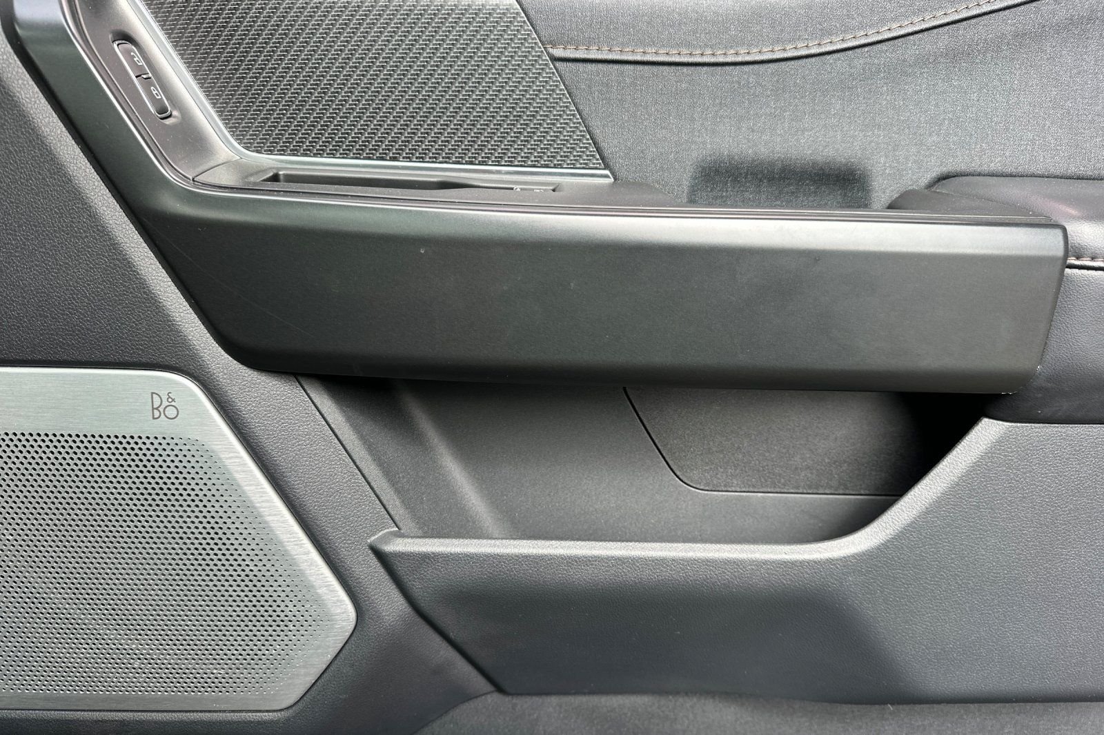 Used 2023 White Ford Raptor image 19