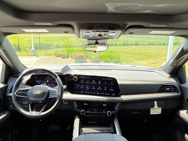 New 2026 Polar White Tricoat Chevrolet Premier image 19
