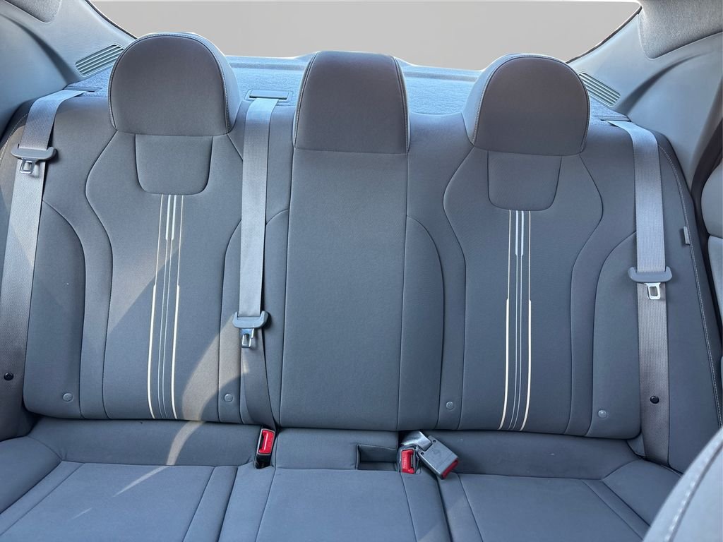 2025 Hyundai Elantra Blue - Photo 19